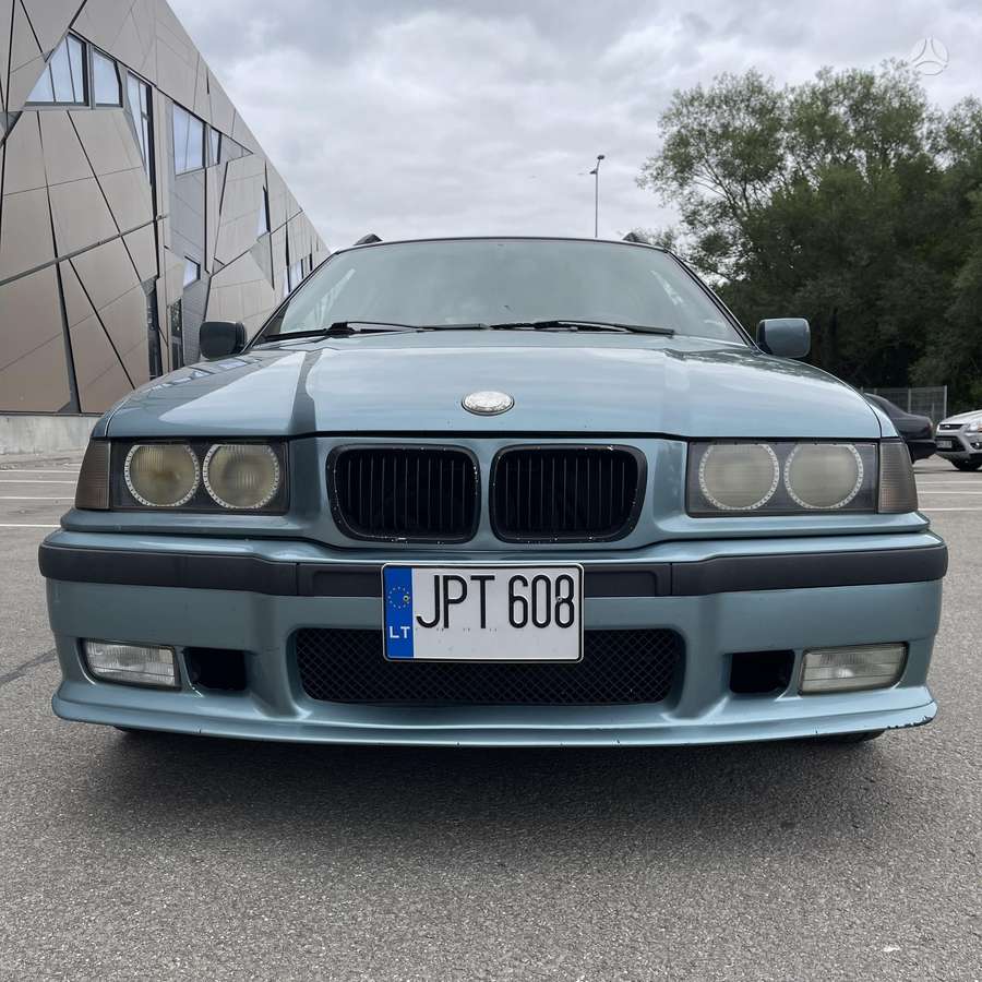 BMW 320, 2.0 l., Универсал