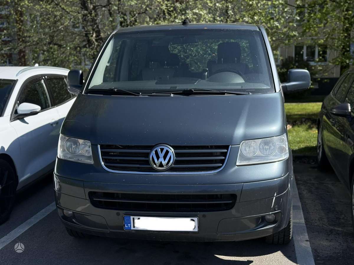 Volkswagen Multivan - 2