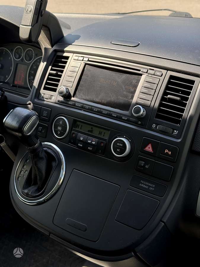 Volkswagen Multivan, 2.5 l., Минивэн