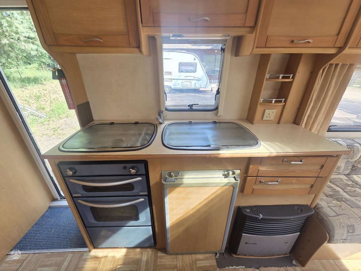 Compass Corona, кемперы