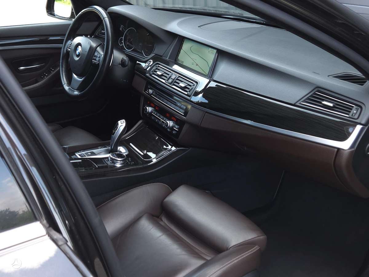 BMW 520, 2.0 l., wagon