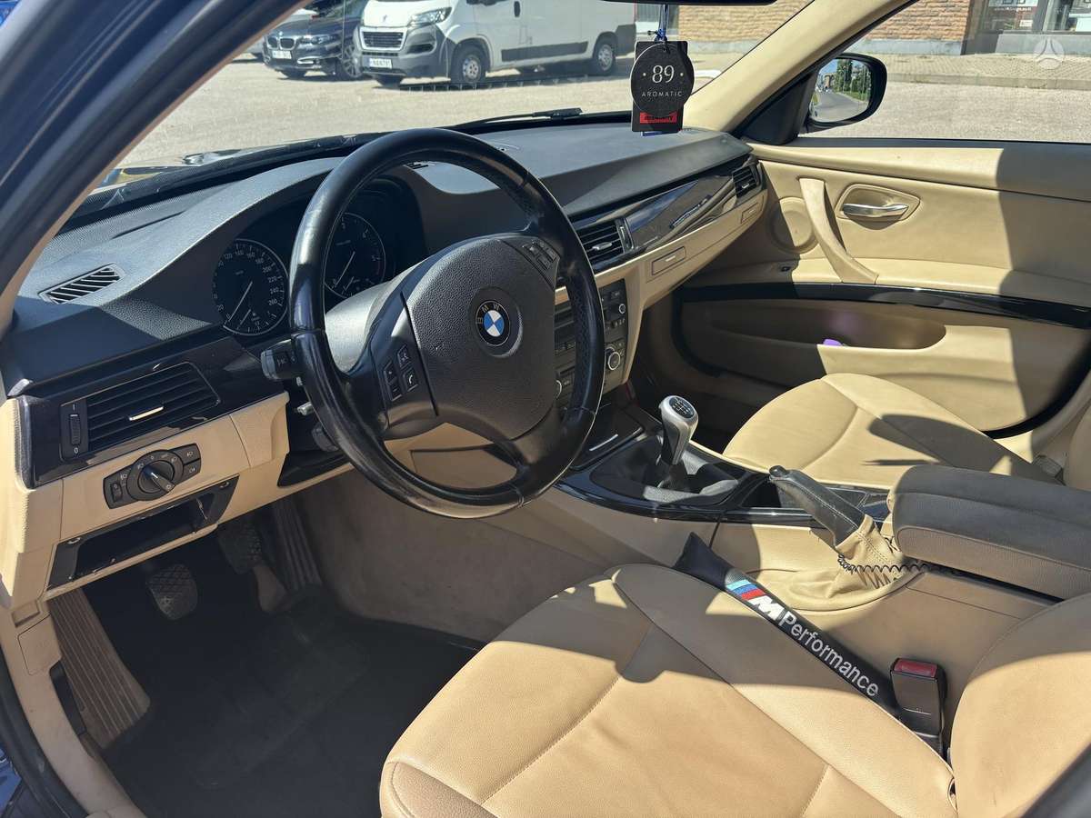 BMW 316, 2.0 l., Седан