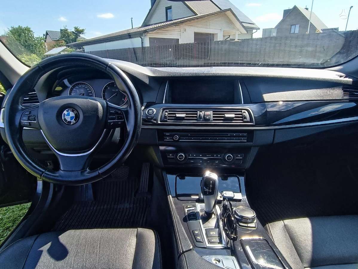 BMW 525, 2.0 l., Универсал