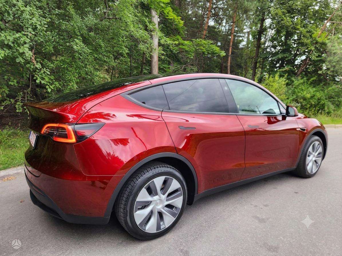 Tesla Model Y, 81 кВт·ч, Хэтчбек