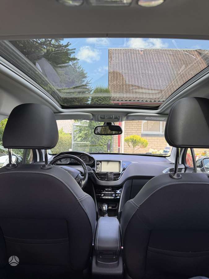 Peugeot 2008 - 4
