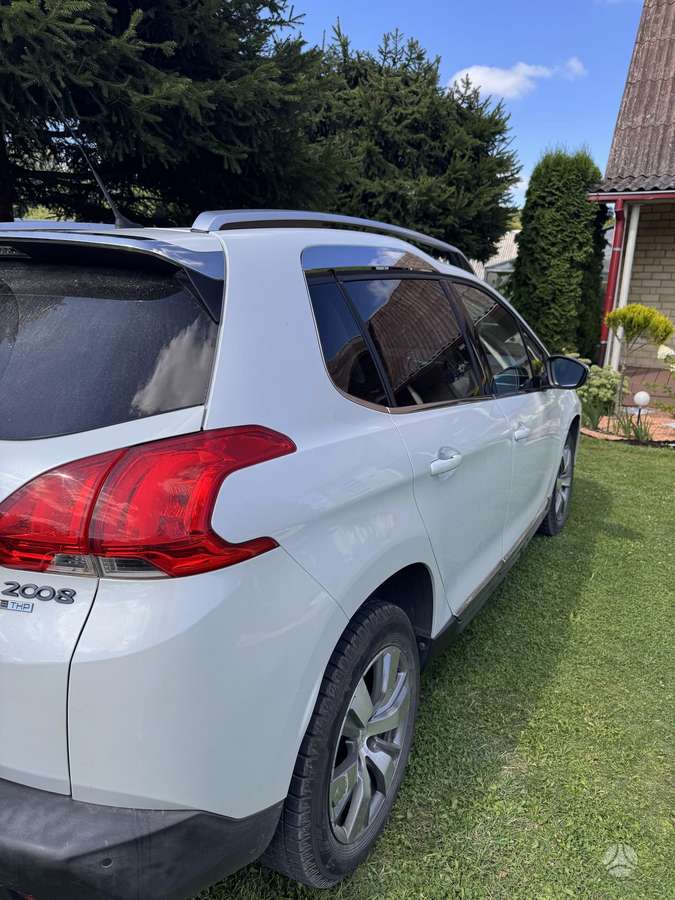Peugeot 2008 - 7