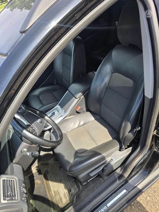 Volvo V70 - 10