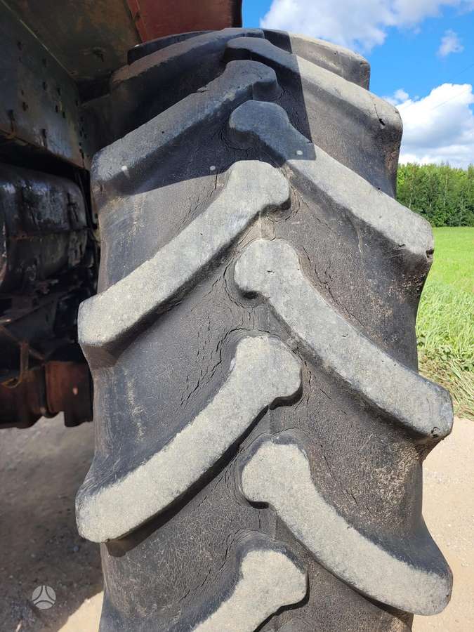 MTZ Belarus-1025, traktoriai