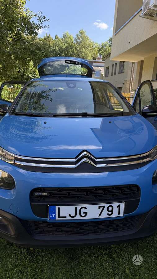 Citroen C3, 1.2 l., hatchback