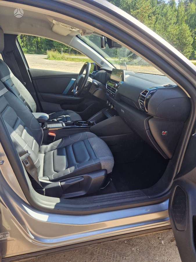 Citroen e-C4, 50 кВт·ч, Хэтчбек