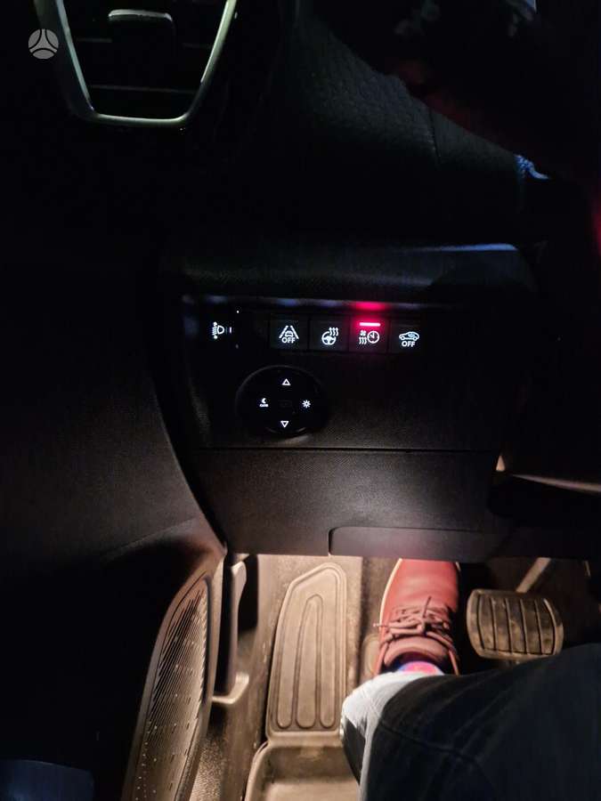 Citroen e-C4, 50 кВт·ч, Хэтчбек