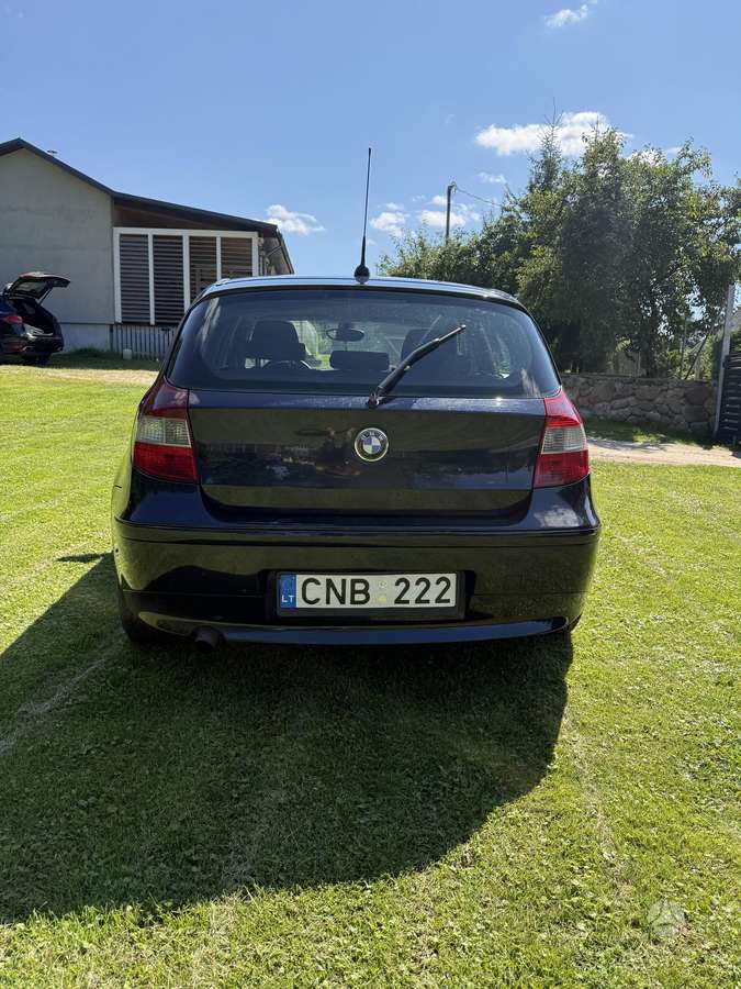 BMW 120, 2.0 l., hatchback