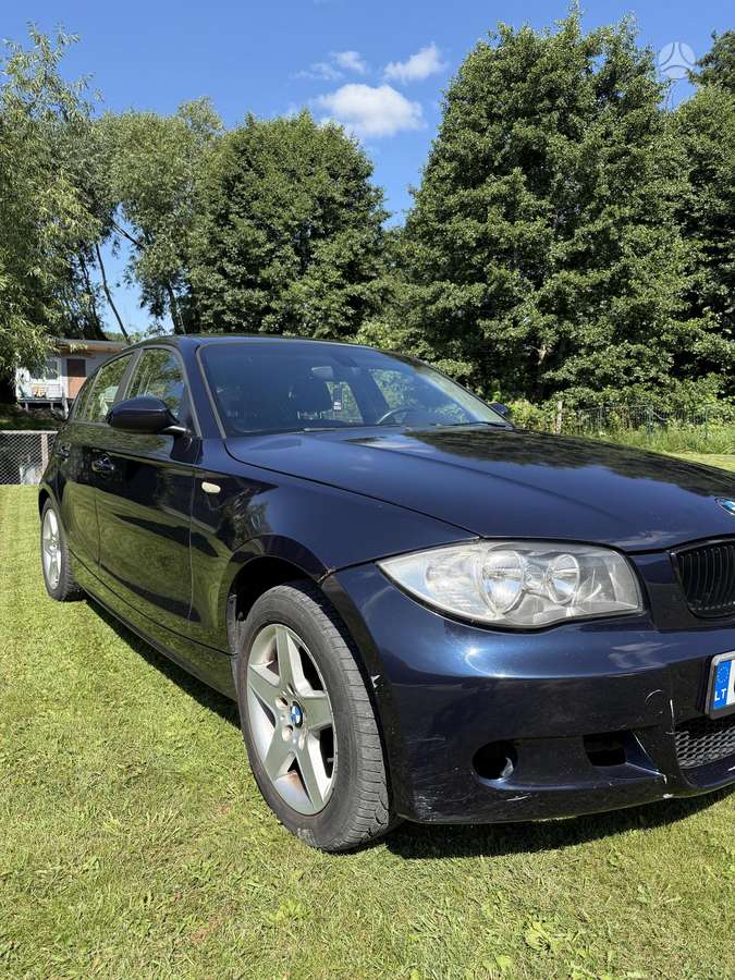 BMW 120, 2.0 l., hatchback