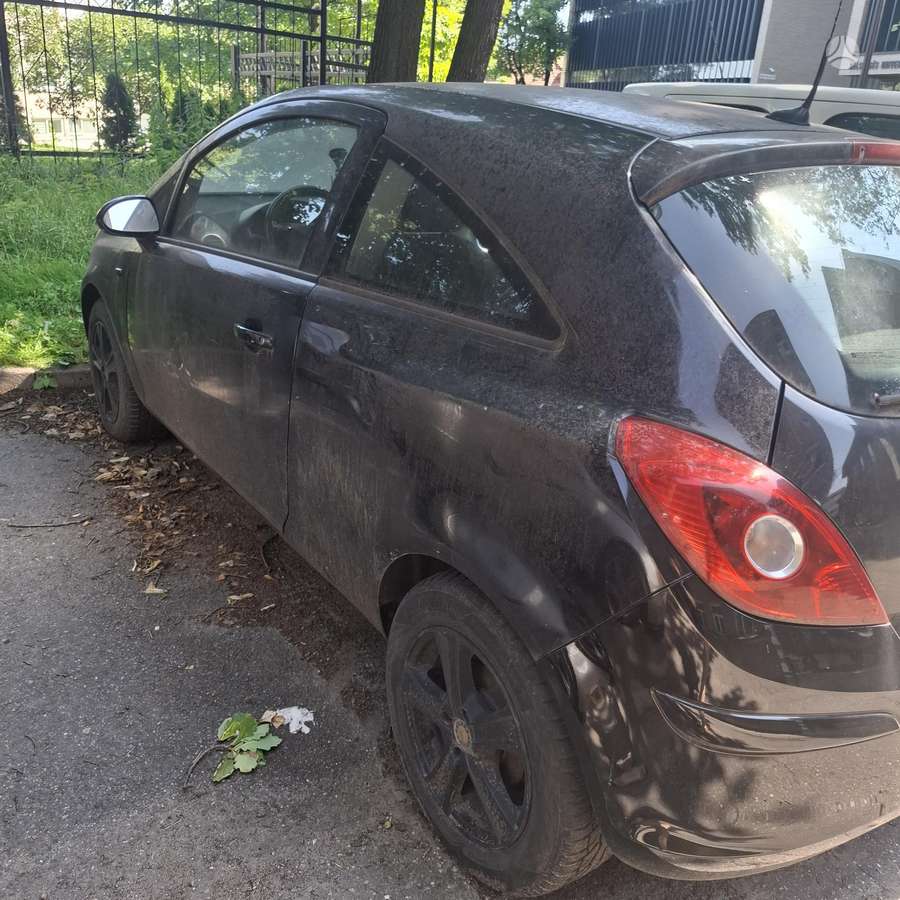 Opel Corsa, Хэтчбек