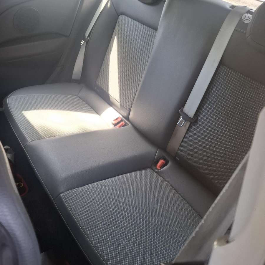 Opel Corsa, Хэтчбек