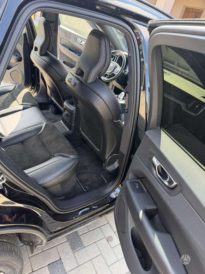 Volvo XC60 - 8