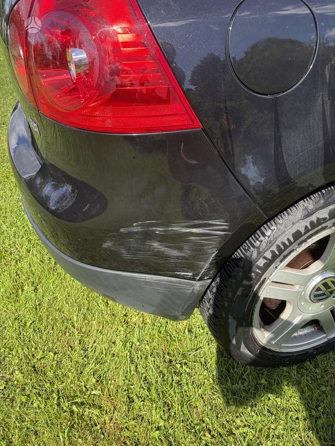 Volkswagen Golf - 3