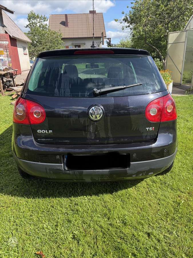 Volkswagen Golf - 4