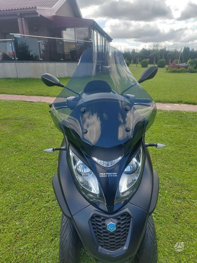 Piaggio MP3 350cc, трициклы