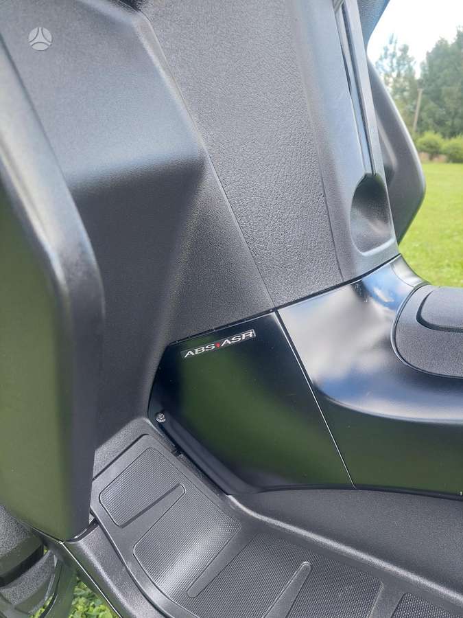 Piaggio MP3 350cc, трициклы
