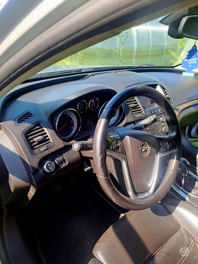 Opel Insignia, 2.0 l., Универсал