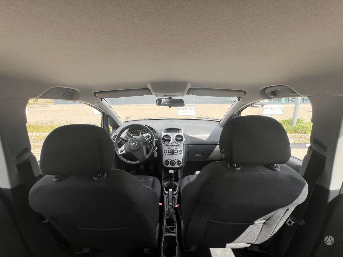 Opel Corsa, 1.2 l., Хэтчбек