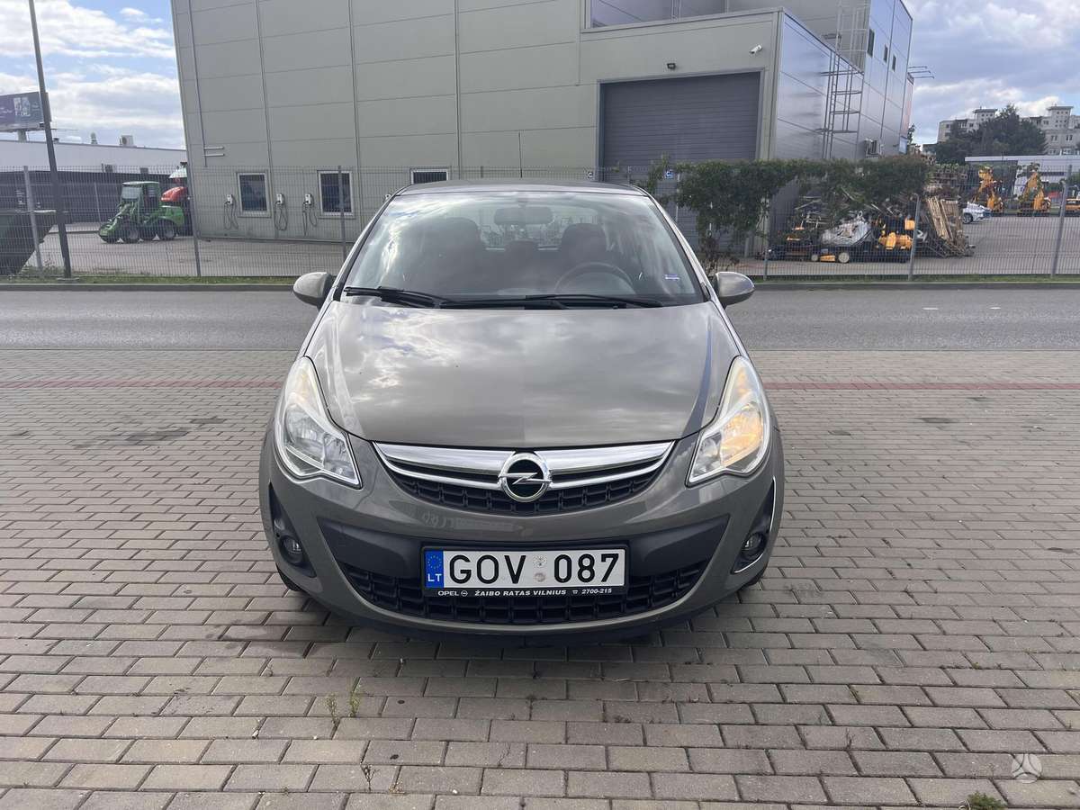 Opel Corsa, 1.2 l., Хэтчбек