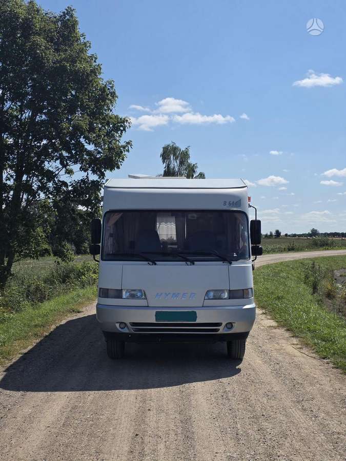 Hymer B644, campers