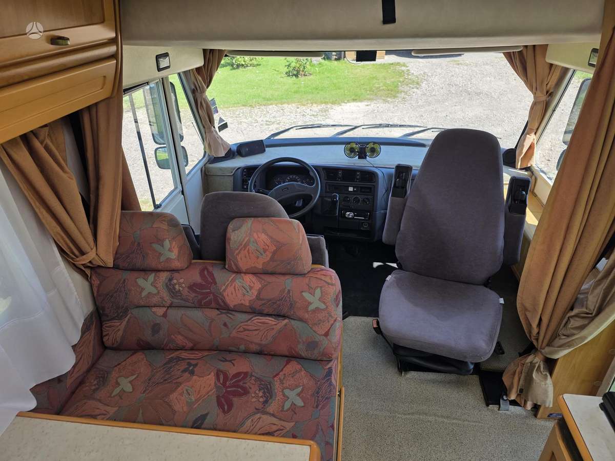 Hymer B644, campers