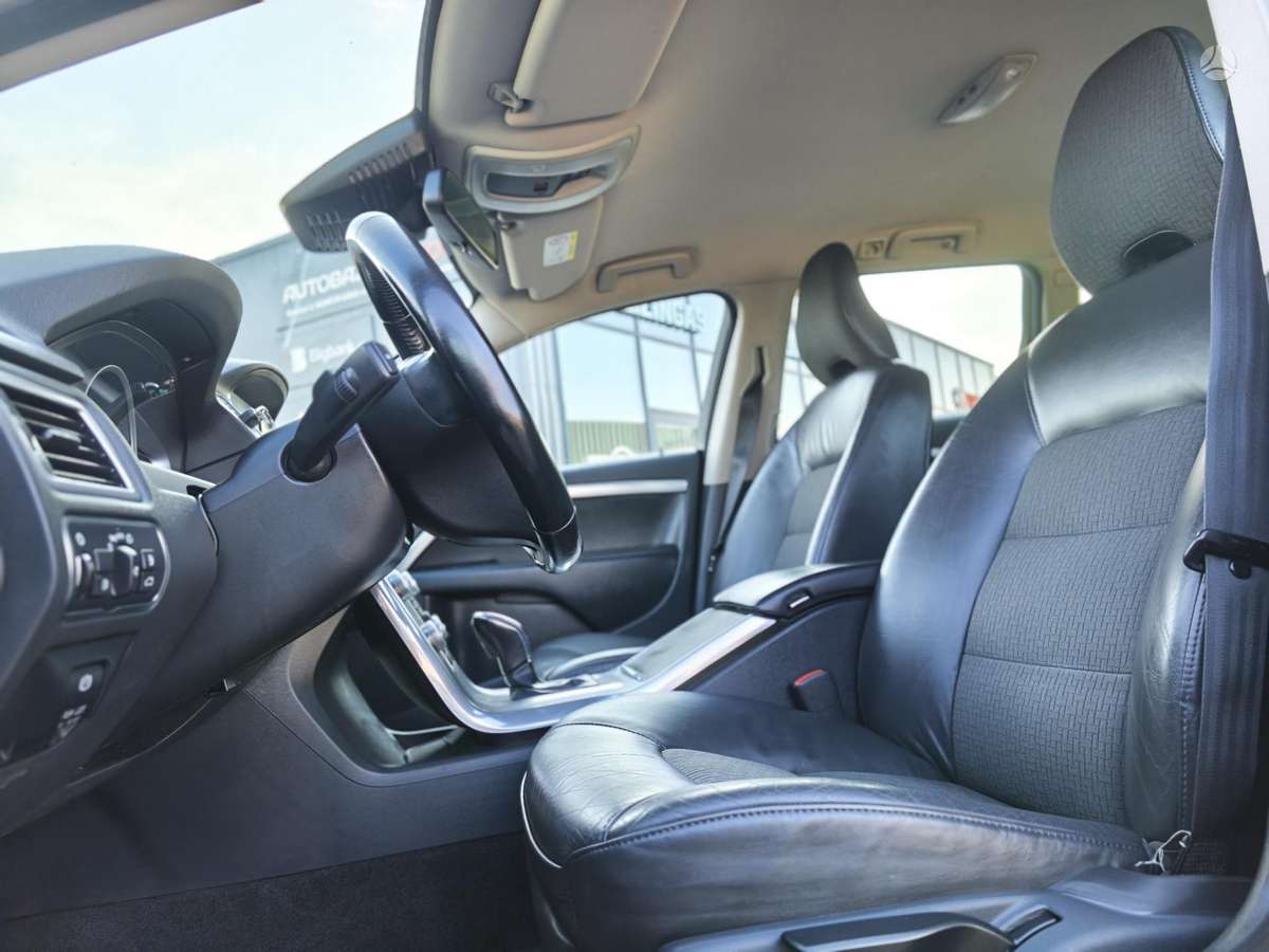 Volvo V70, 2.0 l., Универсал