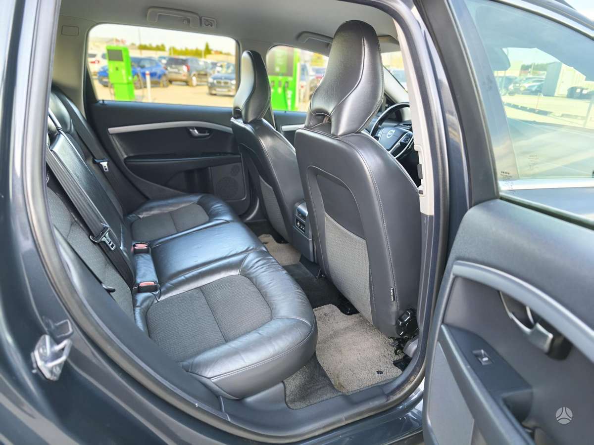 Volvo V70, 2.0 l., Универсал