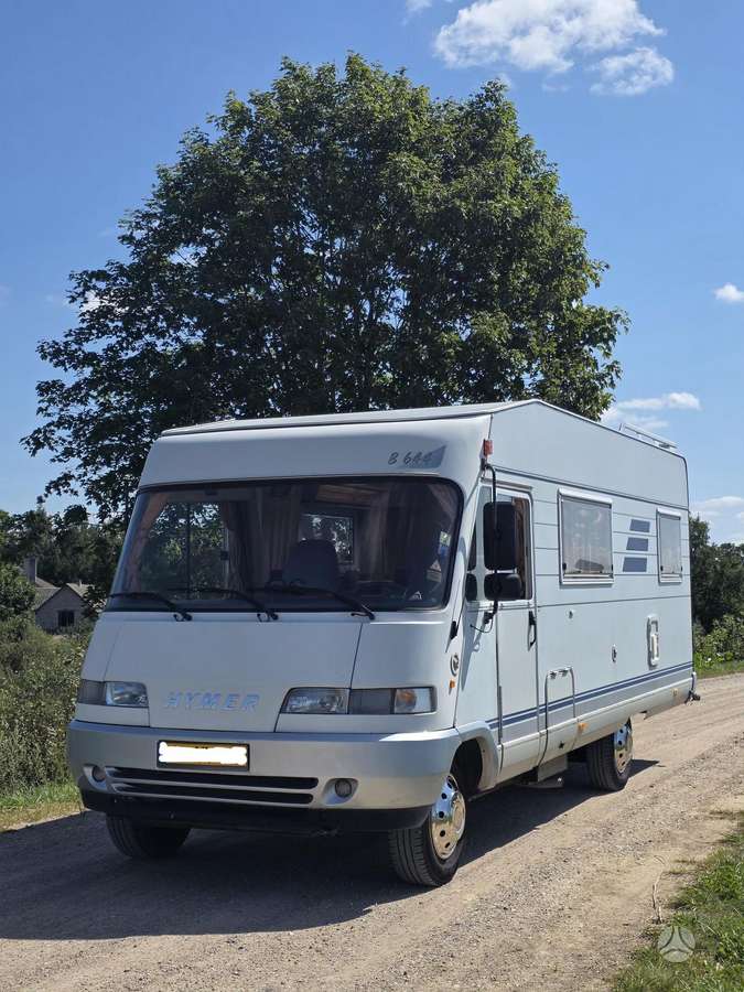 Hymer B644, campers