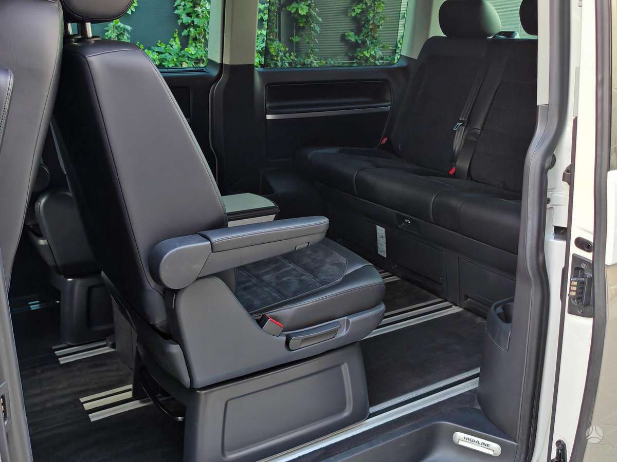 Volkswagen Multivan, 2.0 l., Минивэн