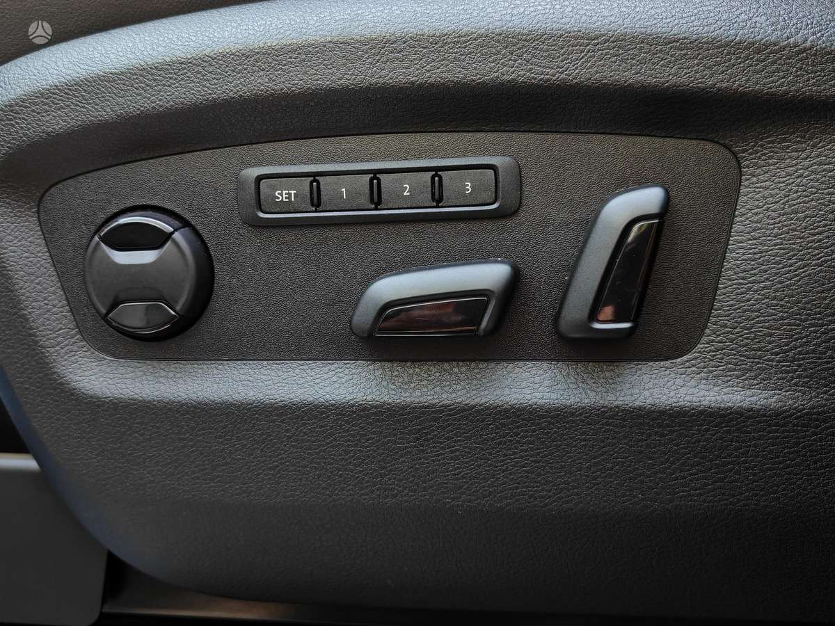 Volkswagen Multivan, 2.0 l., Минивэн