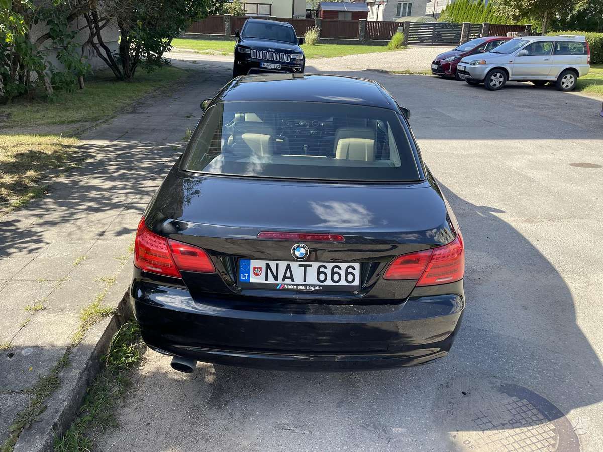 BMW 320, 2.0 l., convertible