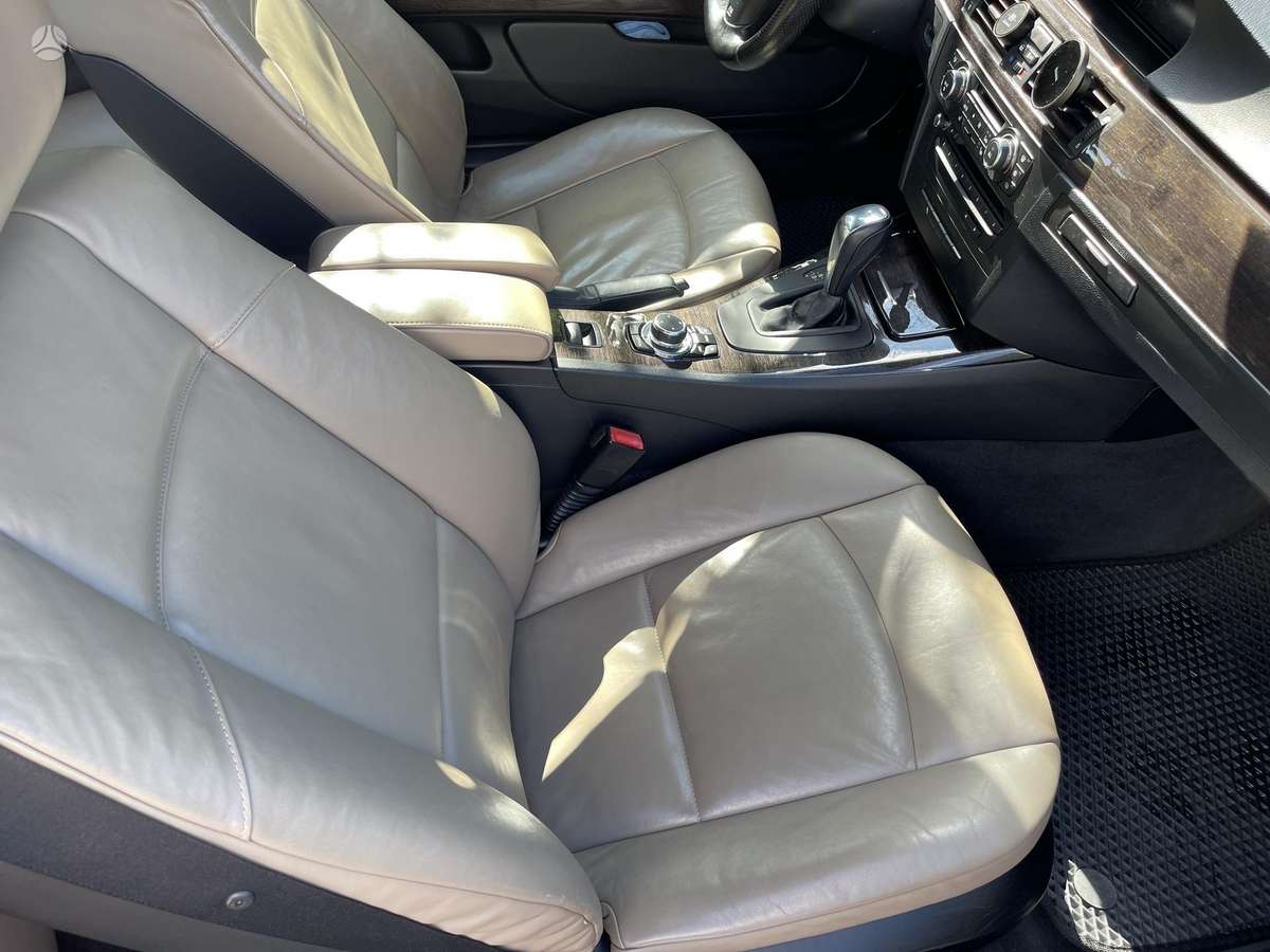 BMW 320, 2.0 l., convertible