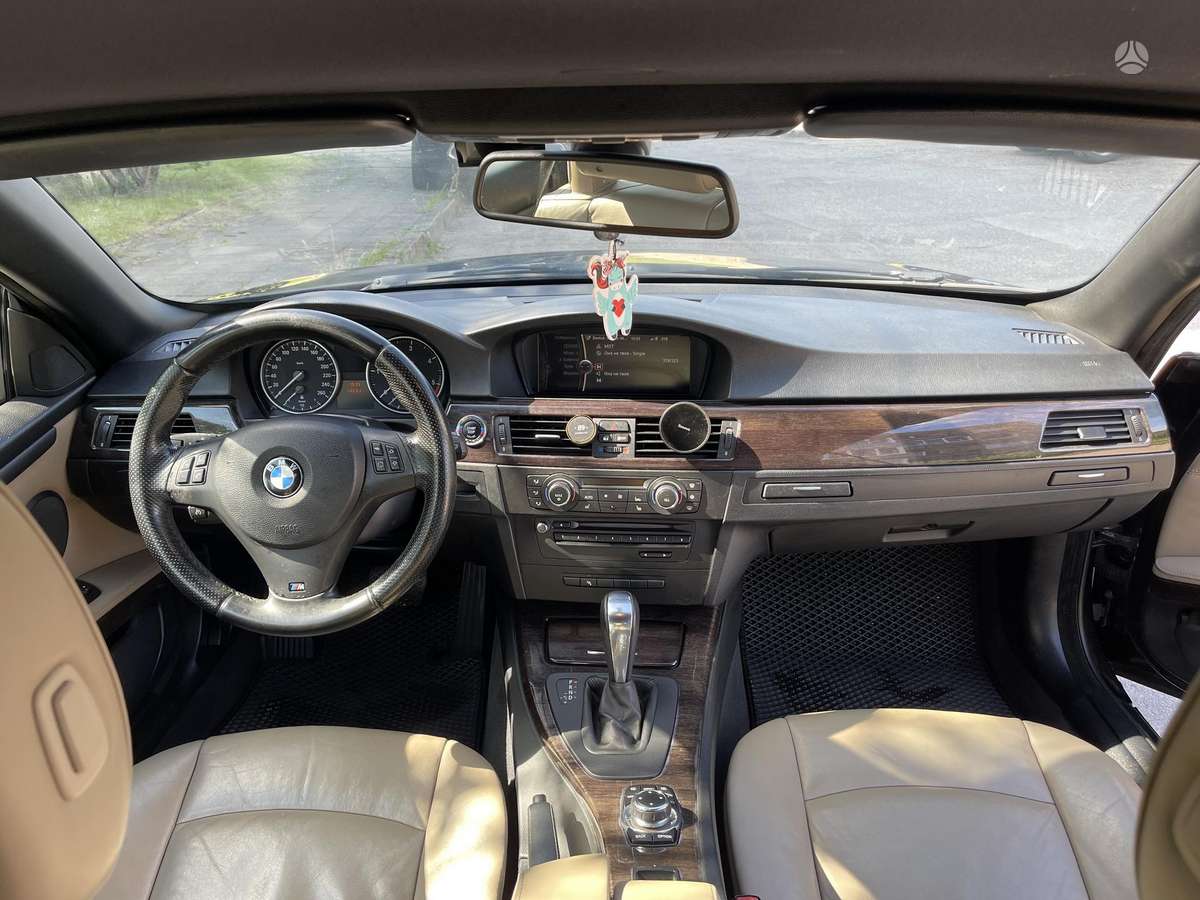 BMW 320, 2.0 l., Кабриолет