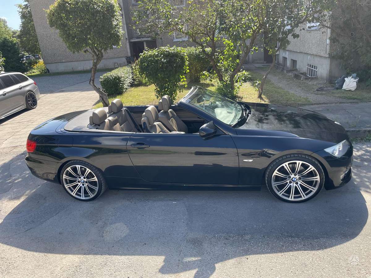 BMW 320, 2.0 l., Кабриолет