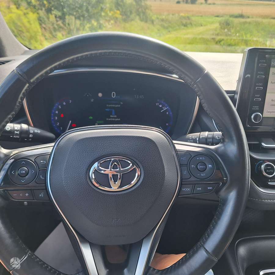 Toyota Corolla - 12