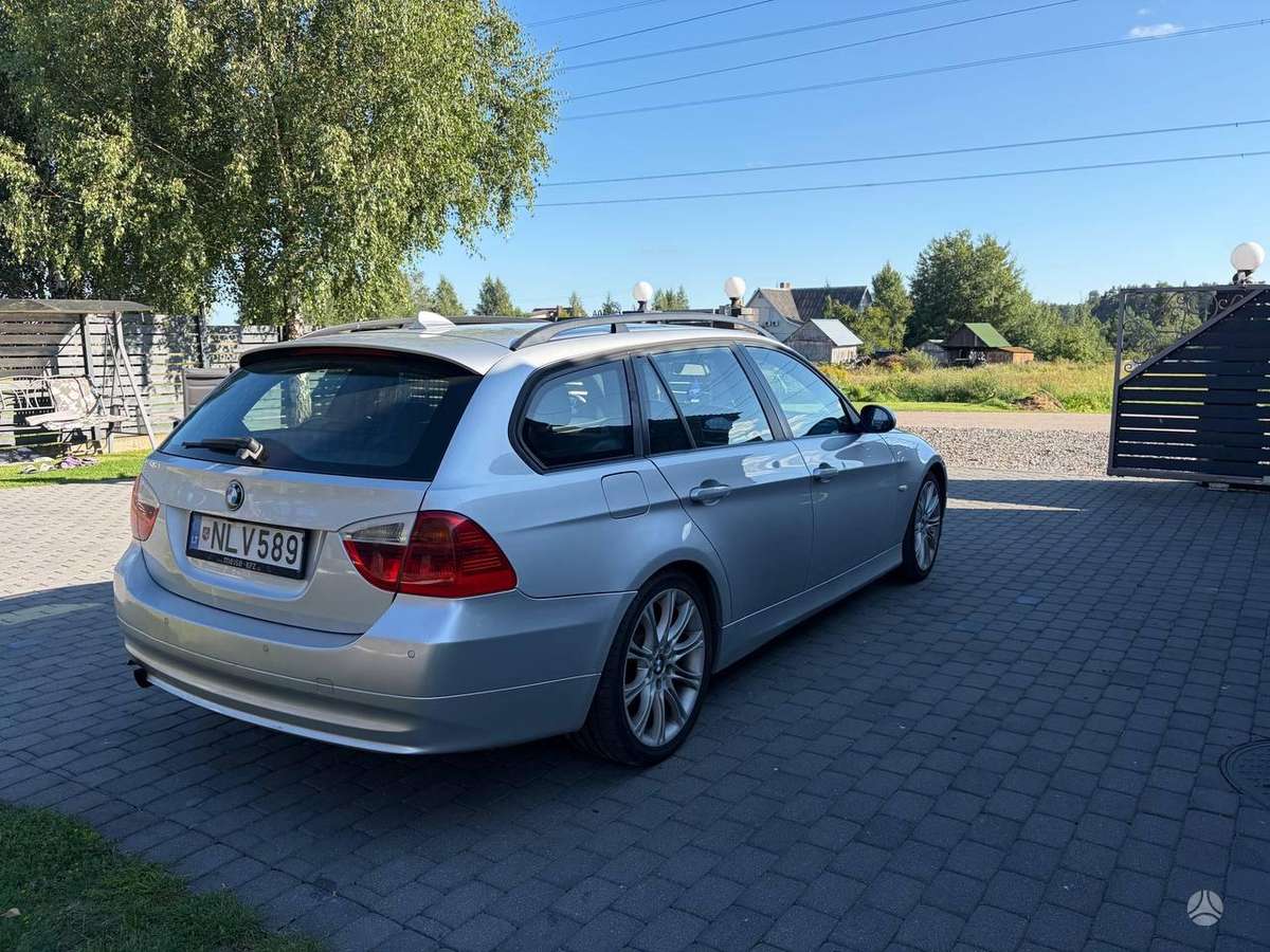 BMW 320, 2.0 l., universalas