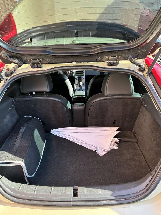 Volvo C30, 2.0 l., Хэтчбек