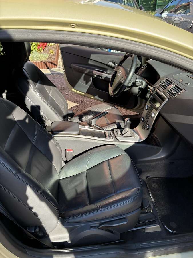 Volvo C30, 2.0 l., hatchback