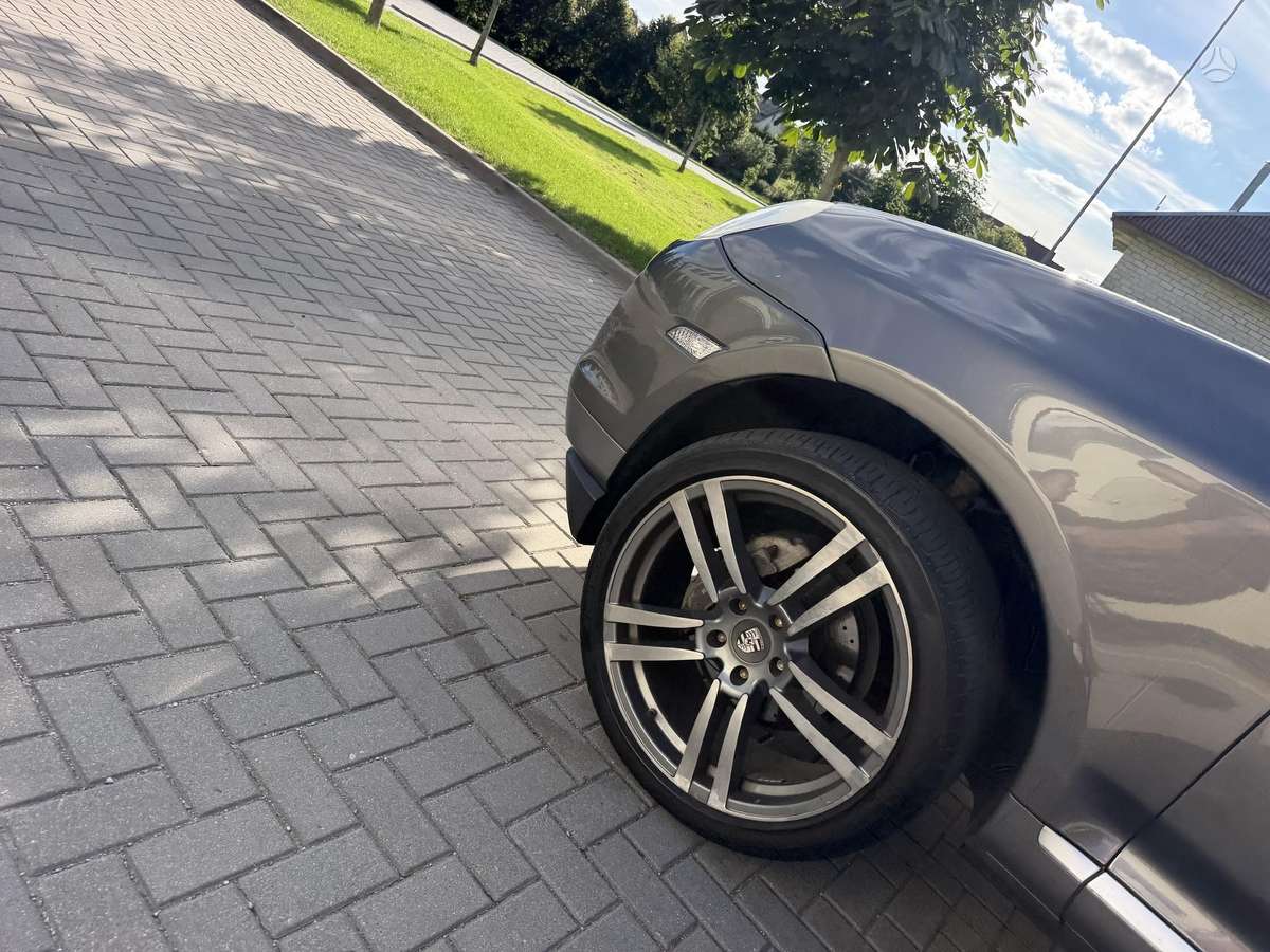 Porsche Cayenne - 10
