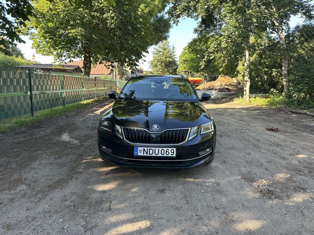 Škoda Octavia - 2