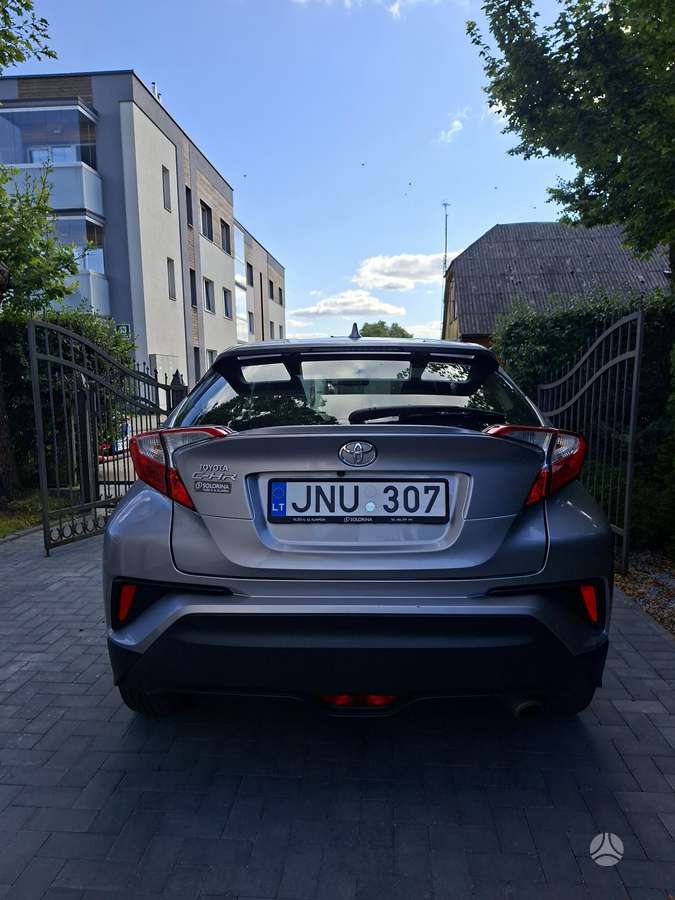 Toyota C-HR - 2