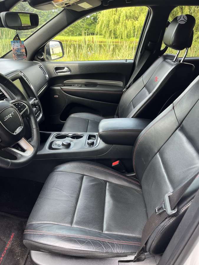 Dodge Durango, 5.7 l., off-road / crossover