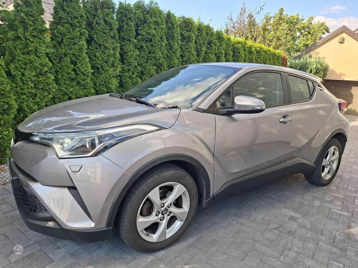 Toyota C-HR - 8