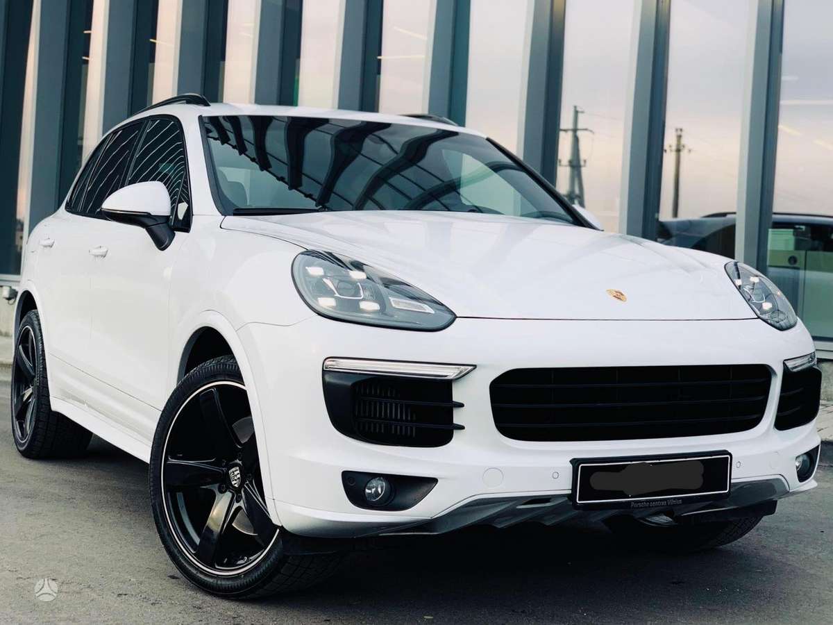 Porsche Cayenne - 5