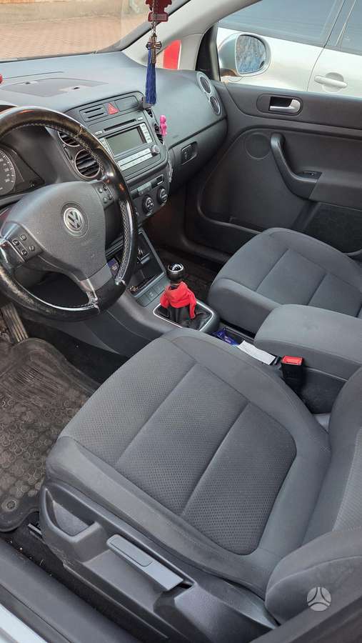 Volkswagen Golf Plus - 8