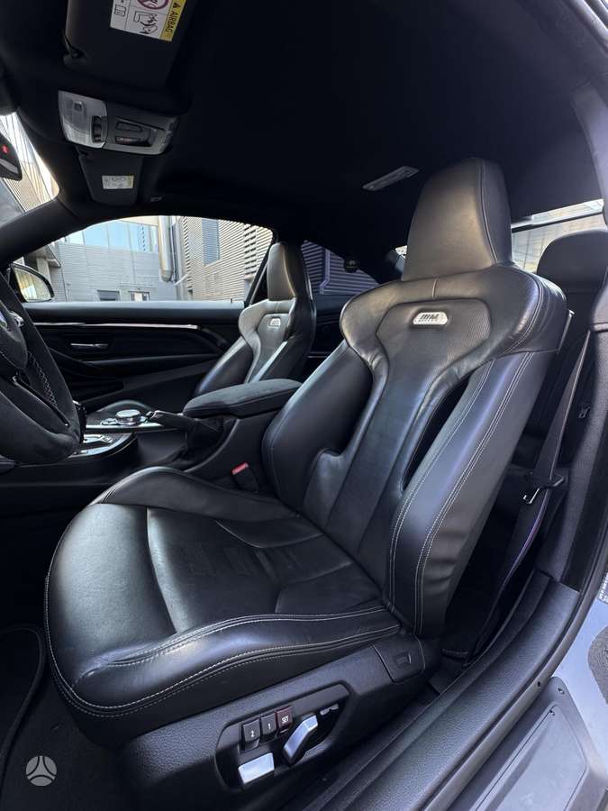 BMW M4, 3.0 l., coupe